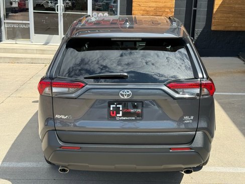 Used 2025 Toyota RAV4 XLE image 14