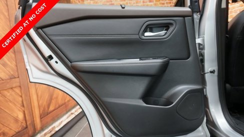 Used 2023 Nissan Rogue SV w/ SV Premium B Package image 41