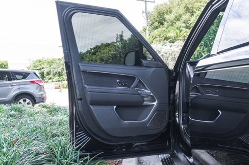 Used 2025 Land Rover Range Rover Long Wheelbase Autobiography image 14