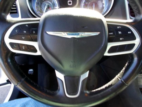 Used 2022 Chrysler 300 Touring L w/ Popular Equipment Group image 29