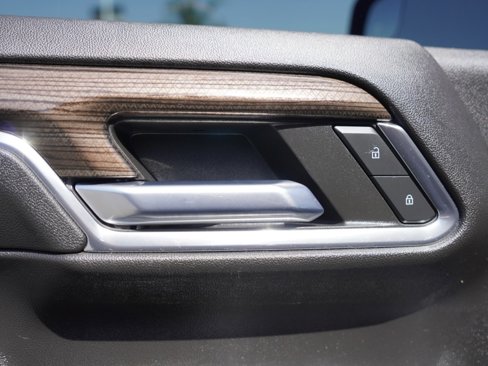 Used 2024 Chevrolet Silverado 1500 LT image 14