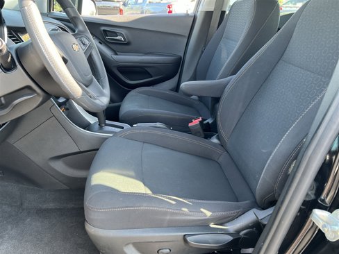 Certified 2019 Chevrolet Trax LS image 13