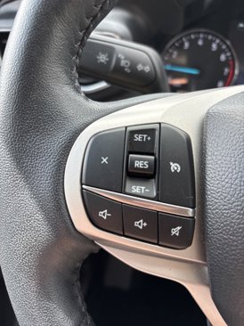 Used 2024 Ford Explorer XLT w/ Equipment Group 202A image 26