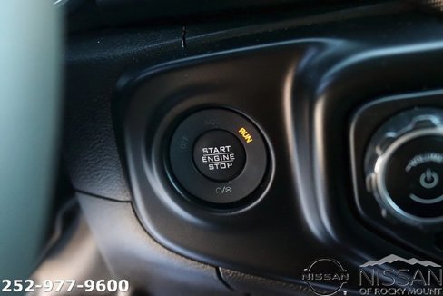 Used 2023 Jeep Wrangler Unlimited Sahara image 30