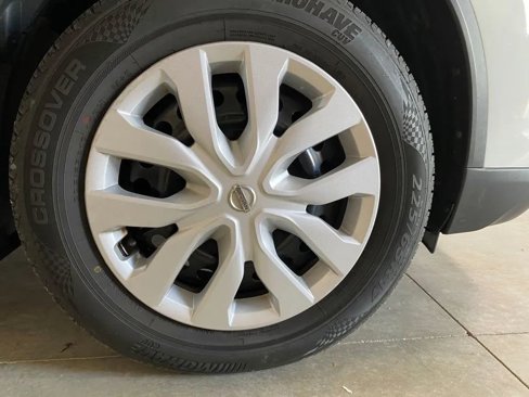 Used 2017 Nissan Rogue S w/ S Appearance Package image 34