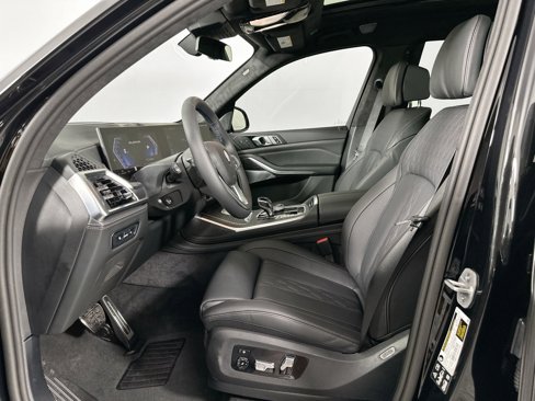 New 2026 BMW ALPINA XB7 image 22