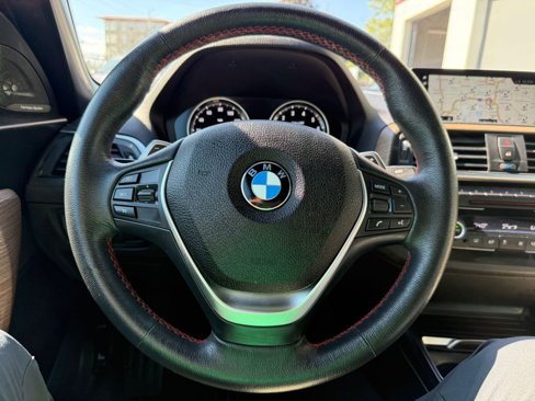 Used 2018 BMW 230i xDrive Convertible image 23