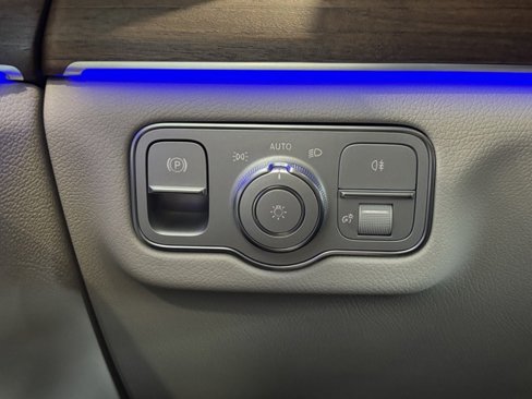New 2026 Mercedes-Benz GLS 450 4MATIC image 22