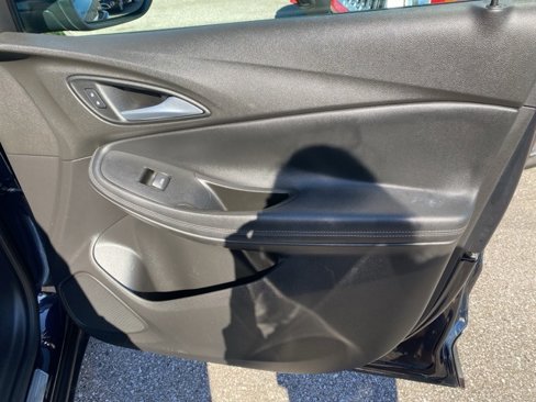 Used 2021 Buick Encore GX Select image 30