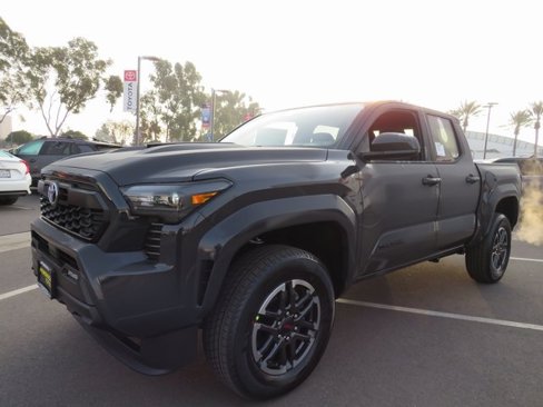 New 2025 Toyota Tacoma TRD Sport image 3