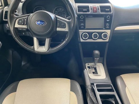 Used 2017 Subaru Crosstrek 2.0i Premium w/ Moonroof Package image 16