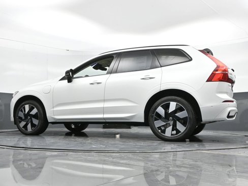 New 2025 Volvo XC60 T8 Plus w/ Protection Package Premier image 46