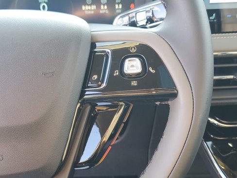 New 2026 Lincoln Corsair Premiere image 18