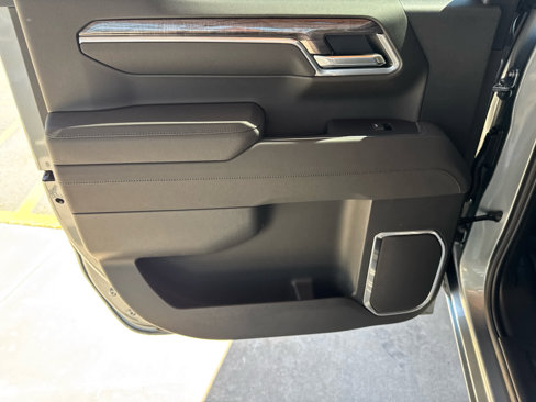 New 2026 Chevrolet Silverado 1500 LTZ w/ Technology Package image 28