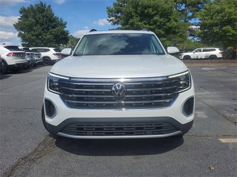 New 2026 Volkswagen Atlas SE image 2