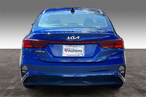 Used 2023 Kia Forte LXS image 5