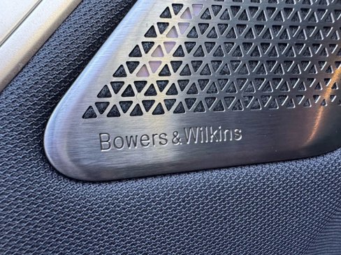Used 2023 BMW iX M60 w/ Executive Package image 38