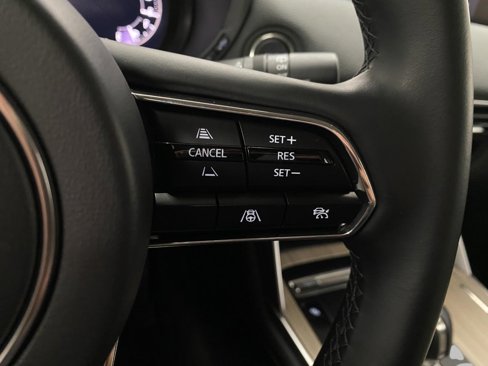 Used 2025 MAZDA CX-70 Plug-In Hybrid w/ Premium Pkg image 18