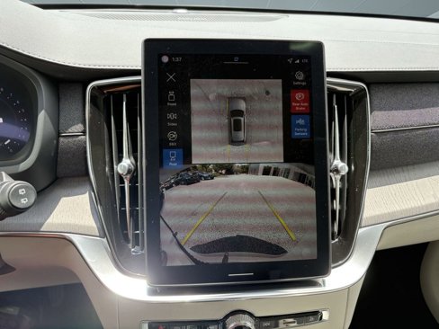 New 2026 Volvo XC90 B6 Ultra image 31