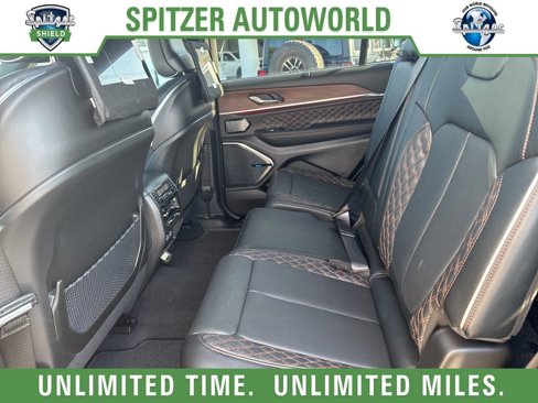 New 2025 Jeep Grand Cherokee L Summit image 8