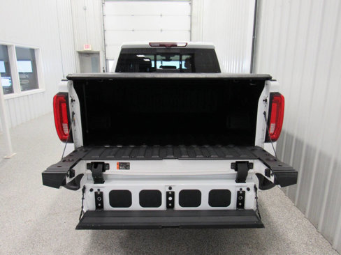 Used 2021 GMC Sierra 1500 AT4 w/ AT4 Premium Package image 18
