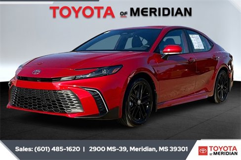 Used 2025 Toyota Camry SE image 10