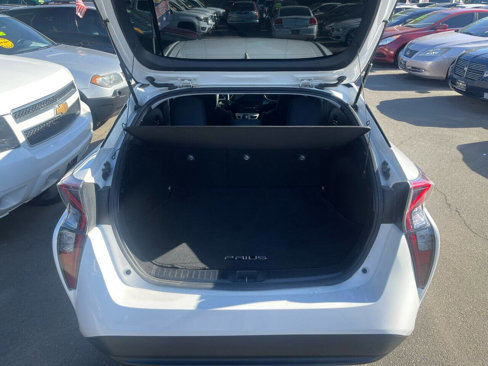 Used 2017 Toyota Prius Two image 11