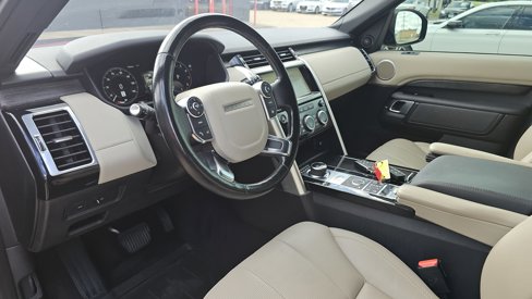 Used 2018 Land Rover Discovery HSE image 27