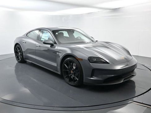 Certified 2026 Porsche Taycan image 16