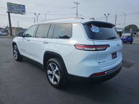 Used 2023 Jeep Grand Cherokee L Limited image 5