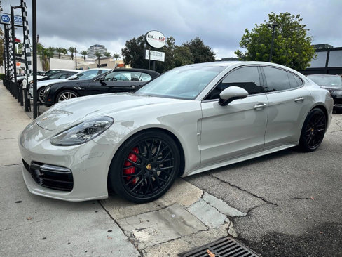 Used 2018 Porsche Panamera Turbo image 6
