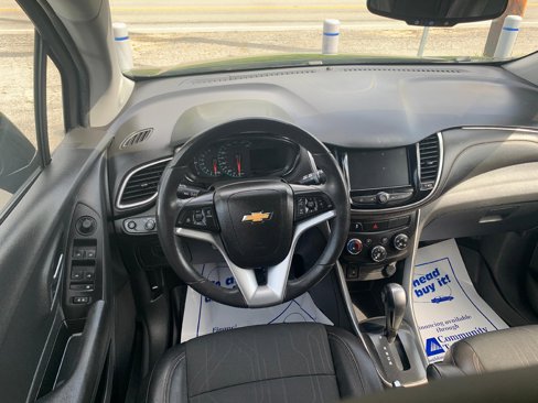 Certified 2022 Chevrolet Trax LT w/ LT Convenience Package image 7