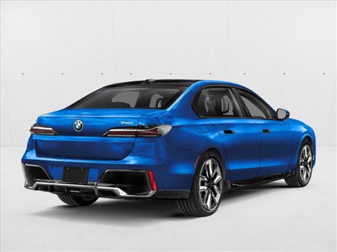 New 2026 BMW 740i xDrive image 2