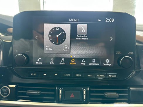 Used 2023 Nissan Pathfinder Platinum w/ Black Appearance Package image 71