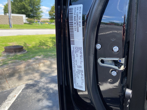 Used 2024 RAM 1500 Classic SLT image 30