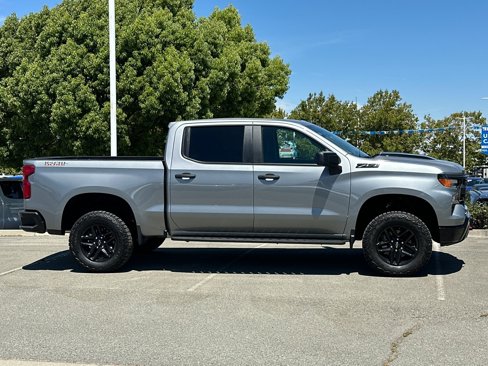 New 2025 Chevrolet Silverado 1500 Custom Trail Boss w/ LPO, Dark Essentials Package image 3