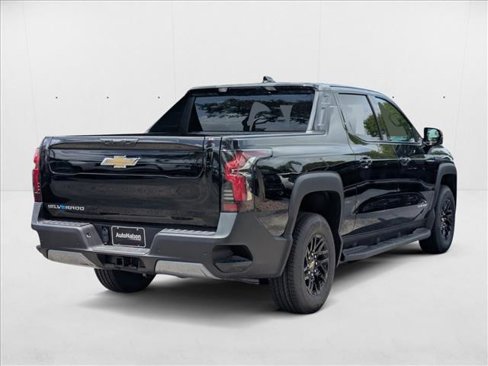 New 2026 Chevrolet Silverado EV LT image 2