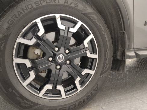 Used 2020 Nissan Pathfinder SL image 31