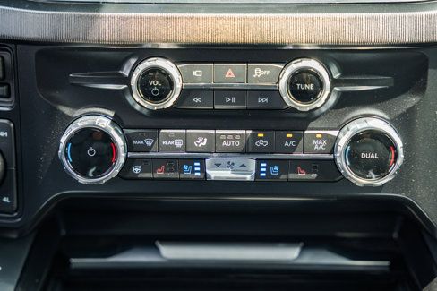 New 2025 Ford F250 Platinum image 26