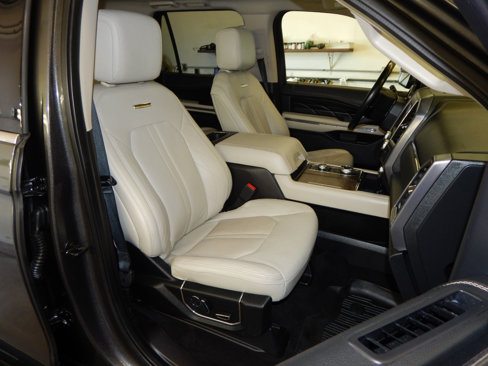 Used 2019 Ford Expedition Platinum image 33