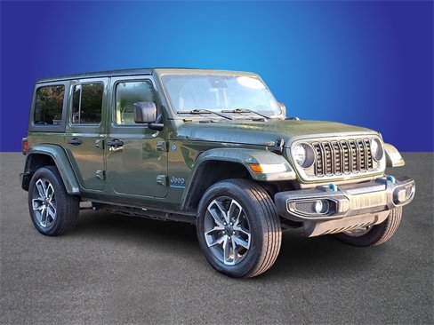 Used 2024 Jeep Wrangler Unlimited image 3