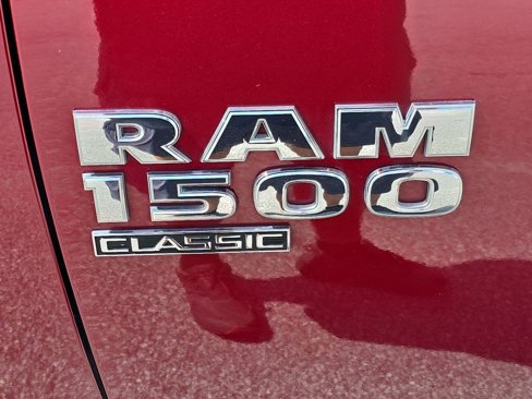 Used 2024 RAM 1500 Classic SLT image 28