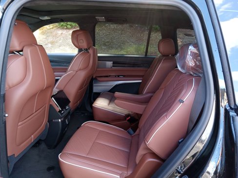 New 2026 Cadillac Vistiq Platinum image 22