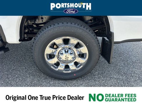 New 2025 Ford F250 King Ranch w/ Chrome Package image 34