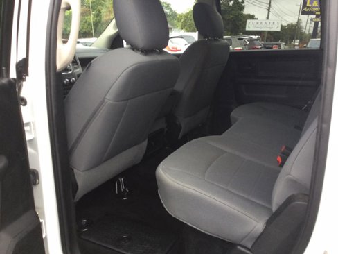 Used 2017 RAM 1500 Express image 11