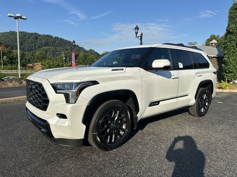 New 2025 Toyota Sequoia Platinum image 3