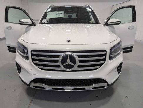 New 2025 Mercedes-Benz GLB 250 4MATIC image 13