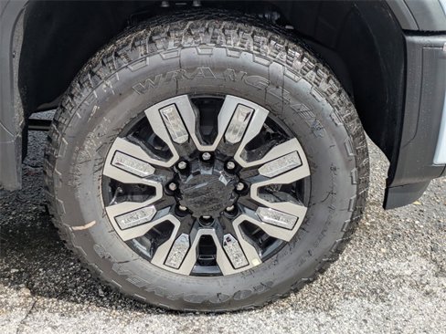 New 2026 GMC Sierra 2500 Denali w/ Denali Reserve Package image 11