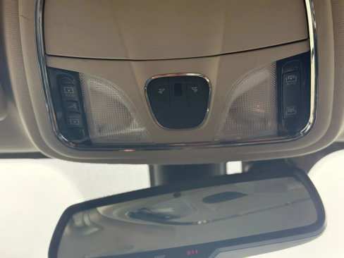 Used 2016 Jeep Cherokee 75th Anniversary image 31
