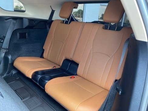 Used 2022 Lexus RX 350L FWD w/ Premium Package image 17